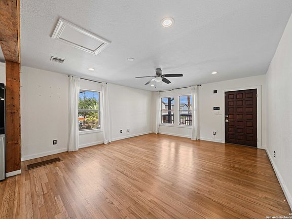 5th image of 1103 N Olive St