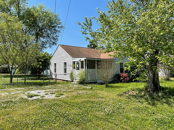 2nd image of 1111 Henderson Ave