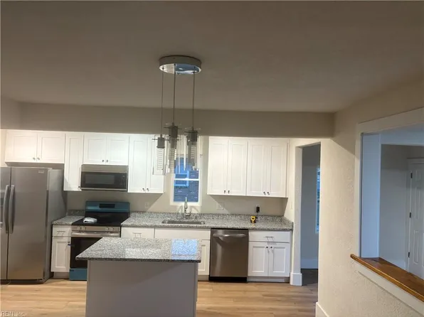 2000 Effingham St, Portsmouth, VA 23704