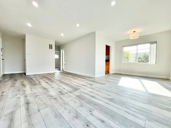 2nd image of 8336 Blackburn Ave #O7