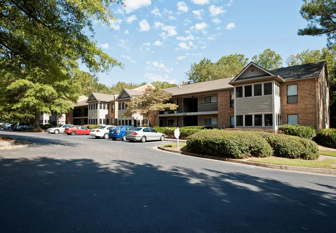 Building Photo - Valley Brook Crossing