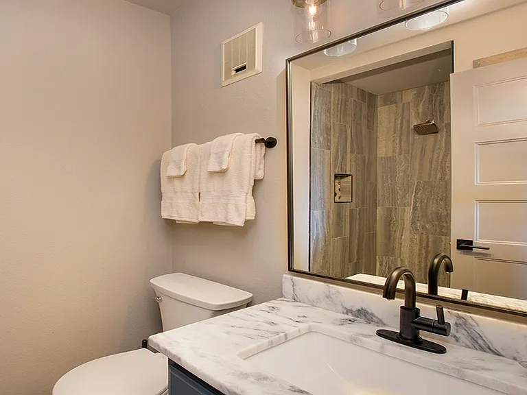 35 Arapahoe Cir #B1 — Photo 23
