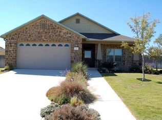 207 Dudley Way, Fredericksburg, TX 78624