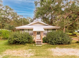 28660 Cowart Rd, Holden, LA 70744