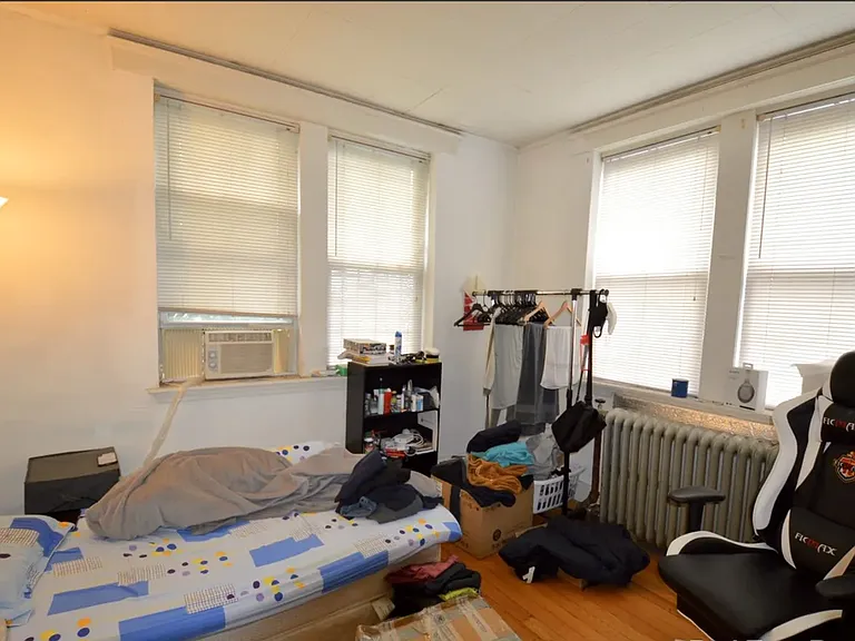 16 Copenger St #2 — Photo 6
