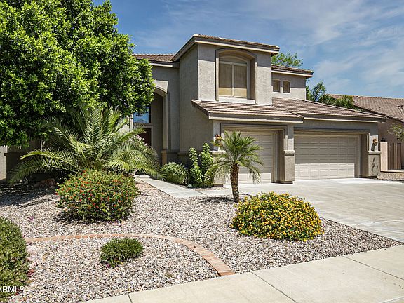 3rd image of 7210 W Lone Cactus Dr