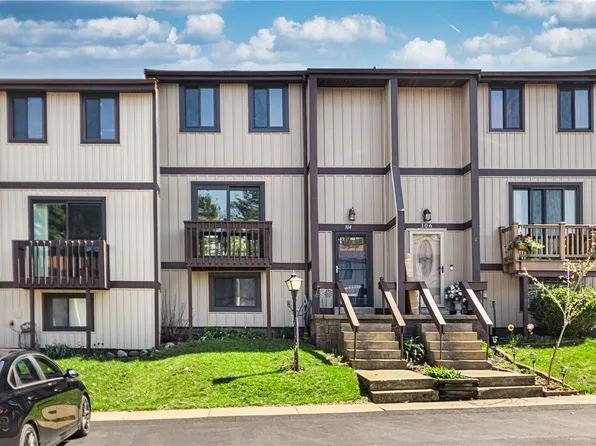104 Bellwood Ct, Cranberry Township, PA 16066