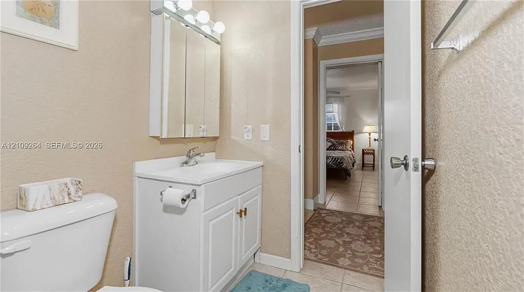 2 bed, 2.0 bath, 1200 sqft, $3,000 — Photo 4