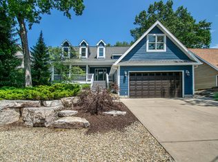 208 Marx Dr, New Buffalo, MI