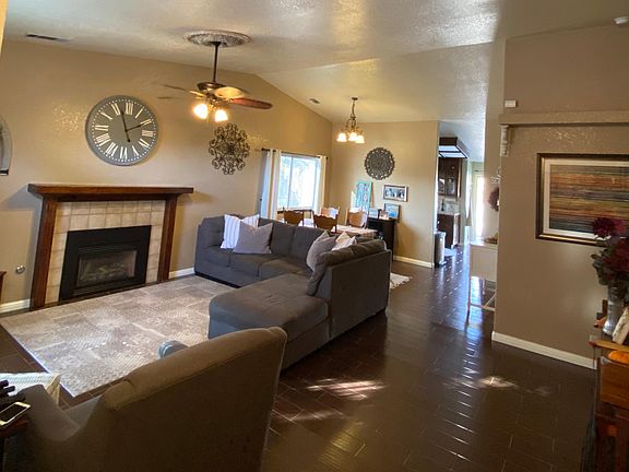 3rd image of 3610 E Stewart Ct