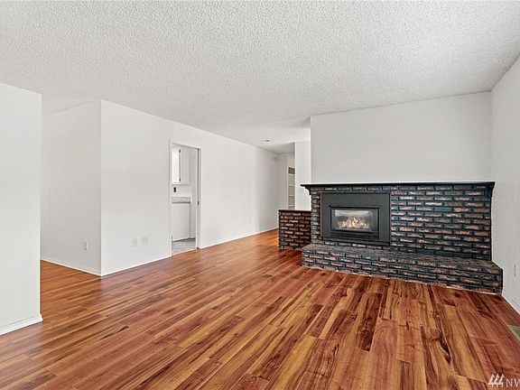 4th image of 25917 13th Pl S