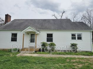 816 Andrew Johnson Hwy, Strawberry Plains, TN 37871