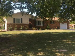 15153 N Seagull Ln, Bluford, IL 62814