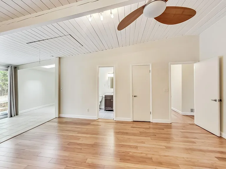 3121 Lynnray Dr — Photo 16