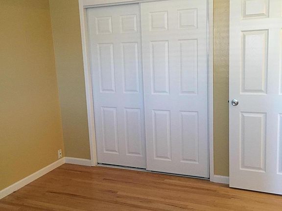 3rd image of 3543 Brookdale Dr