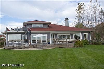 2nd image of 24580 Seaside Ct