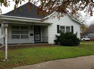 903 W Lincoln St, Coffeyville, KS 67337