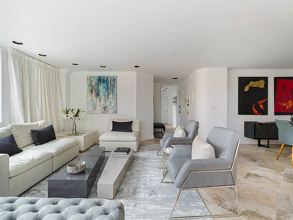 2nd image of 552 La Guardia Pl #9