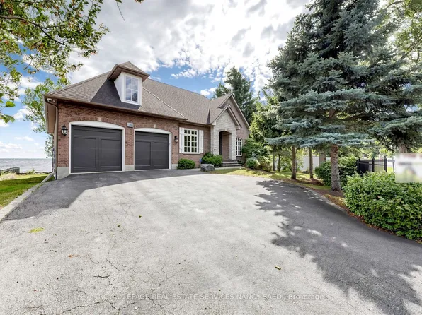 1296 Lakeshore Rd W, Oakville, ON L6L 1G2