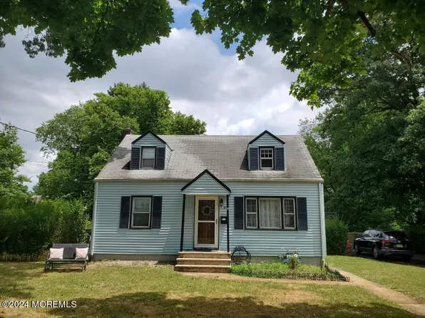 45 Alameda Court, Shrewsbury Boro, NJ 07702