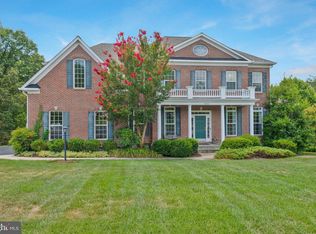 8903 Titleist Trl, Lorton, VA 22079