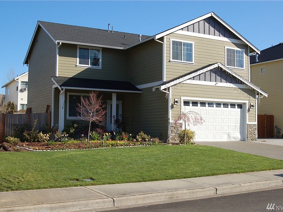 1st image of 8419 198th St E