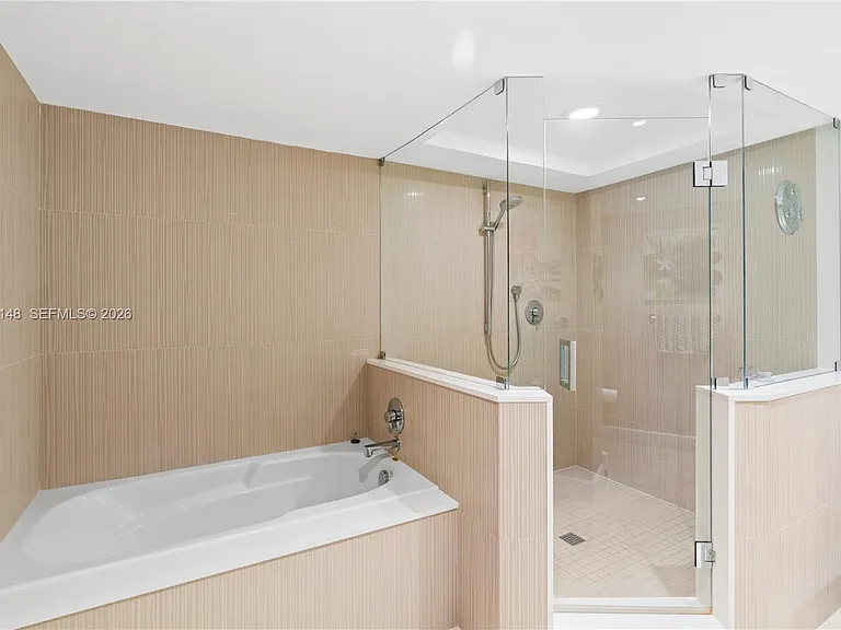 1920 S Ocean Dr #17D — Photo 18