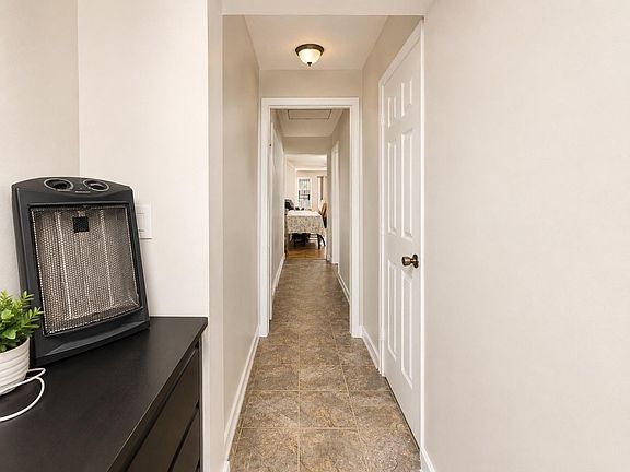 5th image of 4114 Averill St