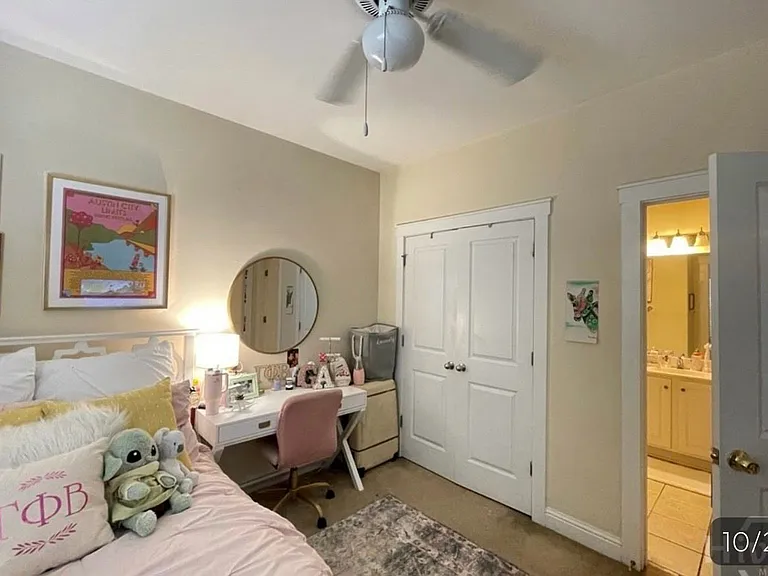 100 Davis St #11 — Photo 3