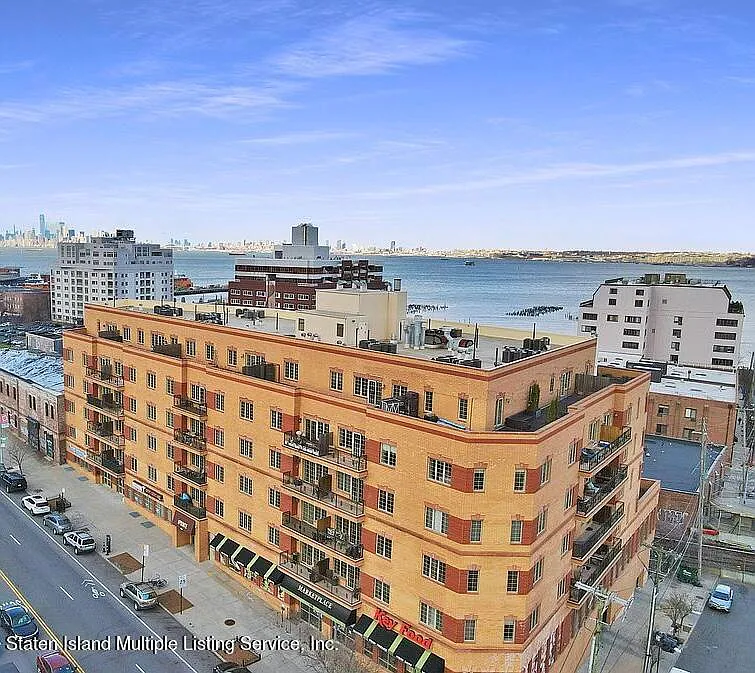 155 Bay St APT 2K photo 1