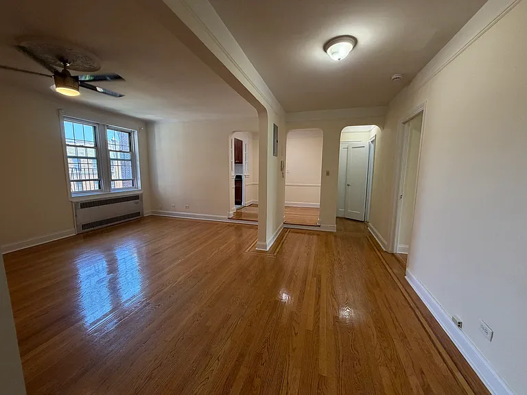 35-30 81st St #6P — Photo 2