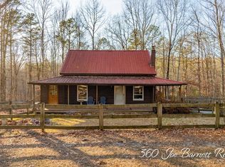 360 Joe Barnett Rd, Jamestown, TN 38556