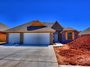 3824 Vista Dr, Norman, OK 73071