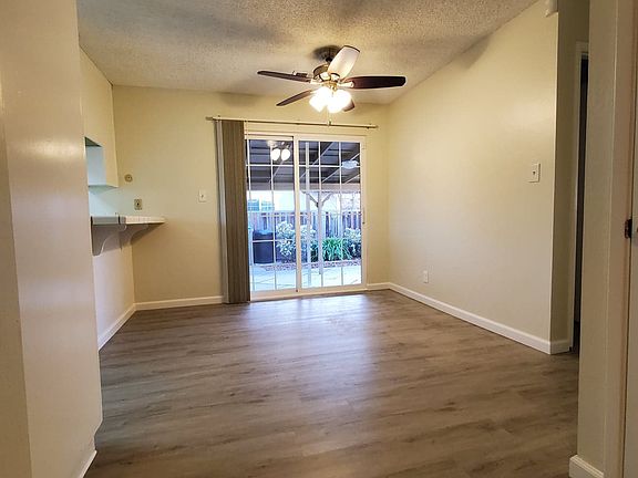 4th image of 3235 Tulipwood Ln