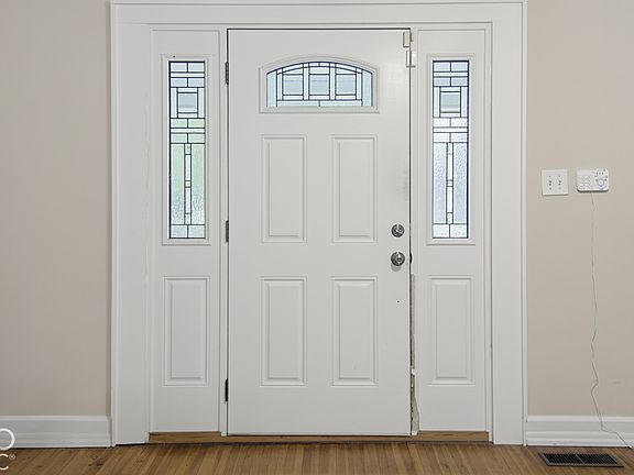 5th image of 1316 N Linwood Ave