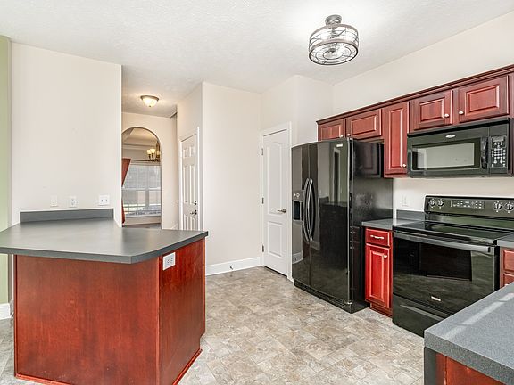 4th image of 205 Stecoah Ct