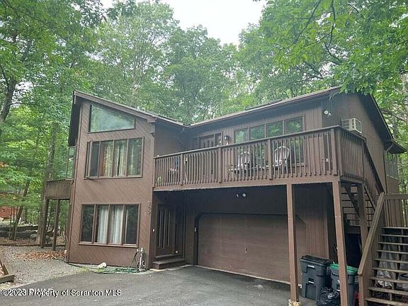 2nd image of 209 Summerton Cir
