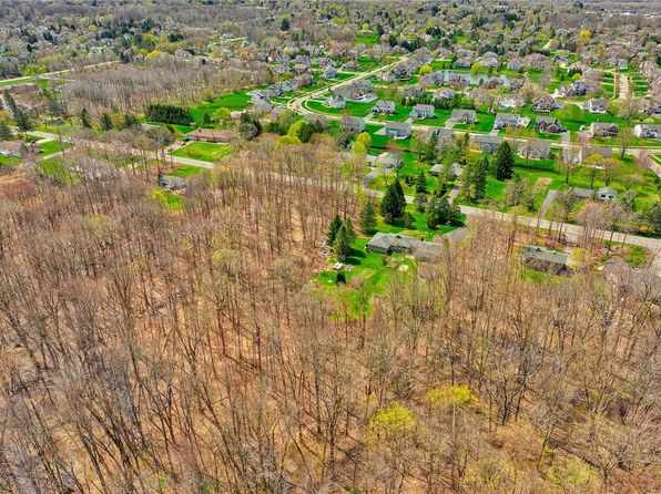 1322 Hatch Rd, Webster, NY 14580