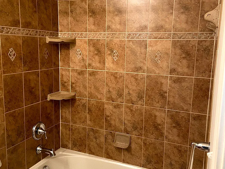 1768 Winsford Ct — Photo 50