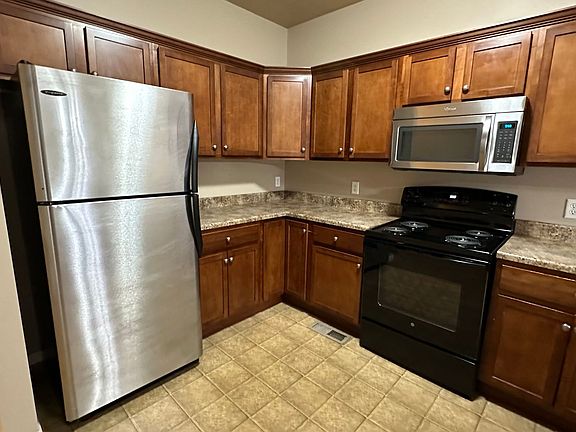2nd image of 4612 E 15th St #101