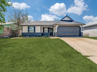 5809 Springtide Dr, Fort Worth, TX 76135