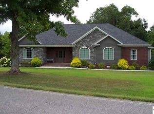 29 Peck Cemetery Ln, Calvert City, KY 42029