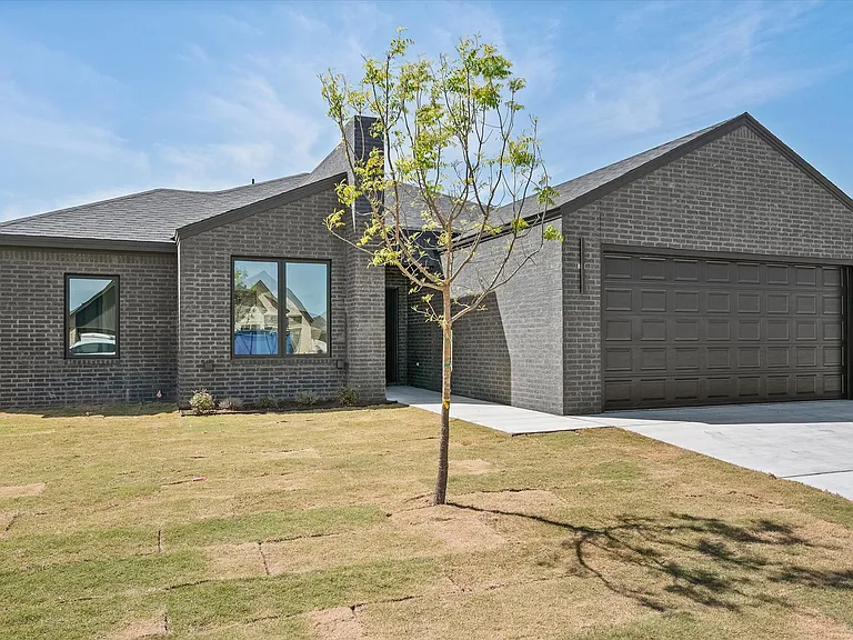 14408 Kenosha Dr — Photo 2