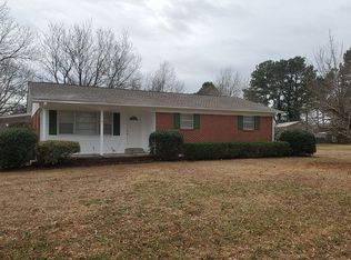 114 Lakeshore Dr, Oakfield, TN 38362