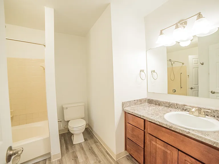 Westwind Townhomes — Photo 15
