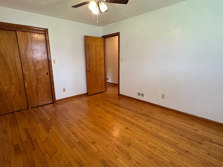 Second bedroom with large closest.