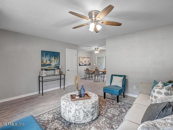 4th image of 2211 LAUREL Street