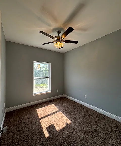 33 Faith Dr — Photo 6