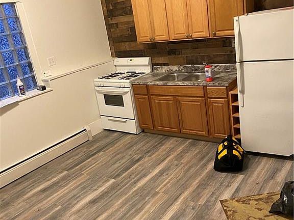 2nd image of 1 Park St #1
