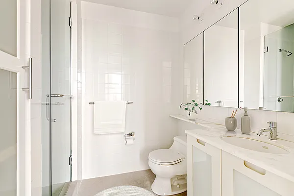 Sold by Compass | media 8